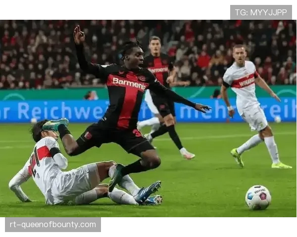 聚焦瞬间：毕尔巴鄂前锋伊尼亚基-威廉姆斯错失空门后掩面，球队因此未能将场面优势转化为三分